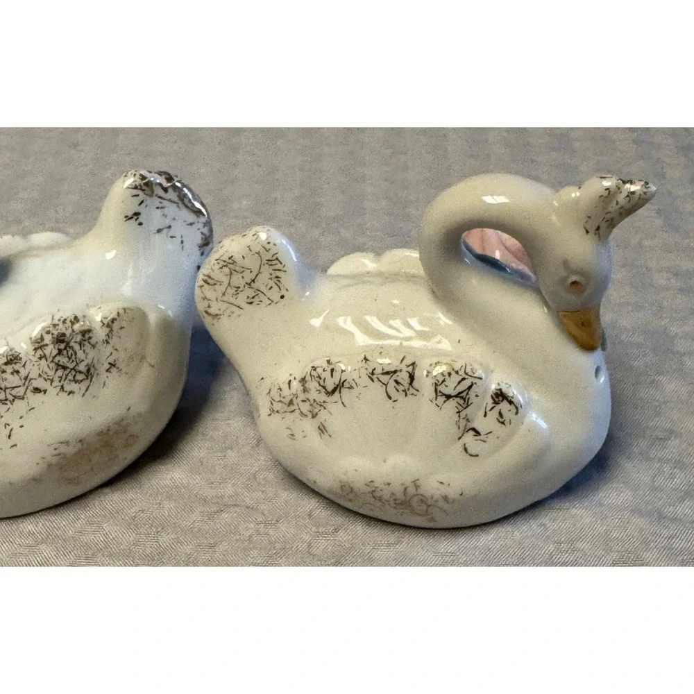 Lefton China Hand Painted Salt and Pepper Shakers Swans 1950s